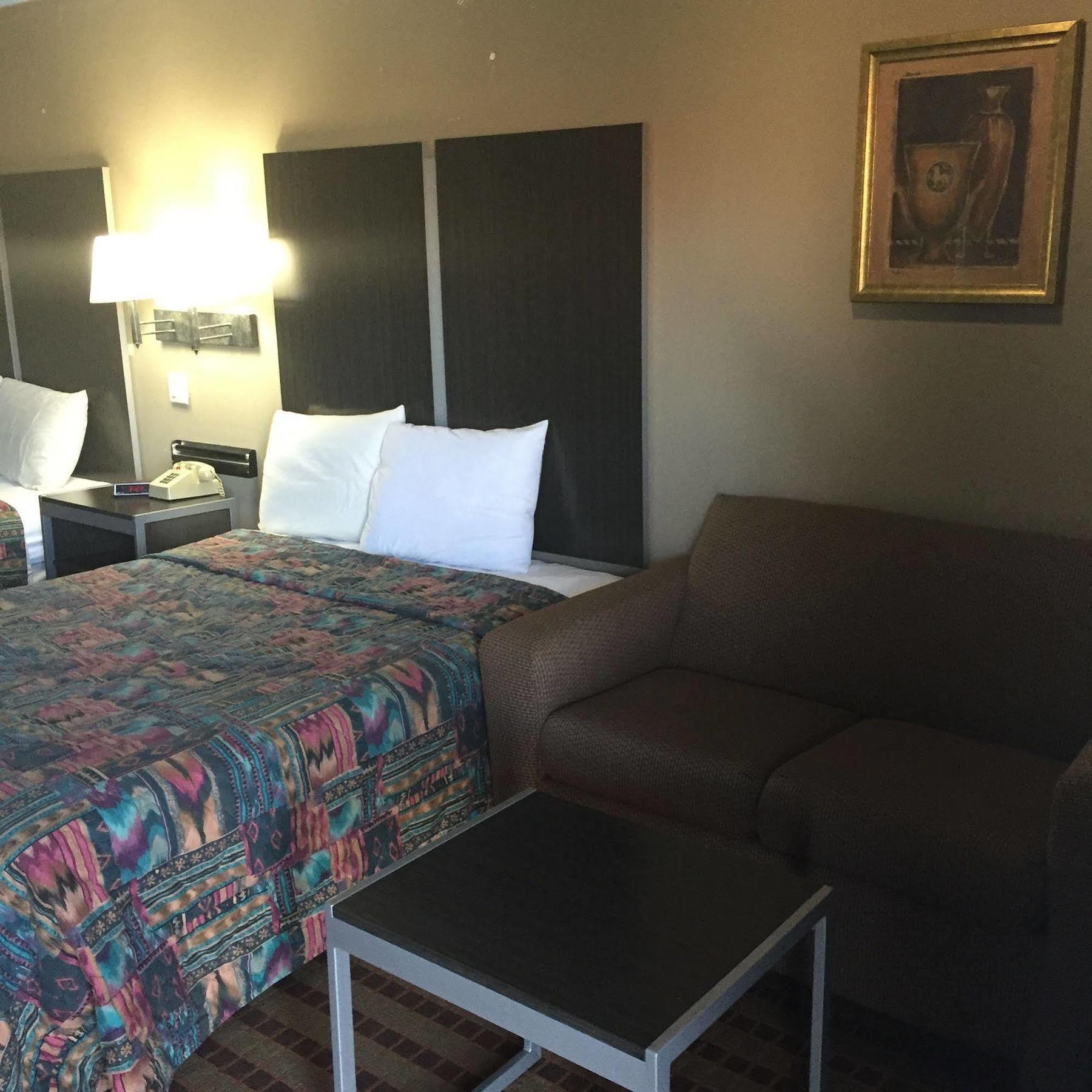 Camelot Inn And Suites Aldine Exterior foto